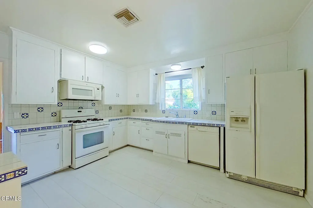 Additional image 18 of 1462 Glengarry Road, Pasadena, CA 91105