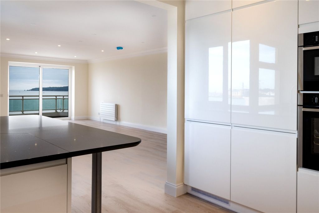 Additional image 3 of 3 bed flat for saleLa Route De St Aubin, St Helier JE2