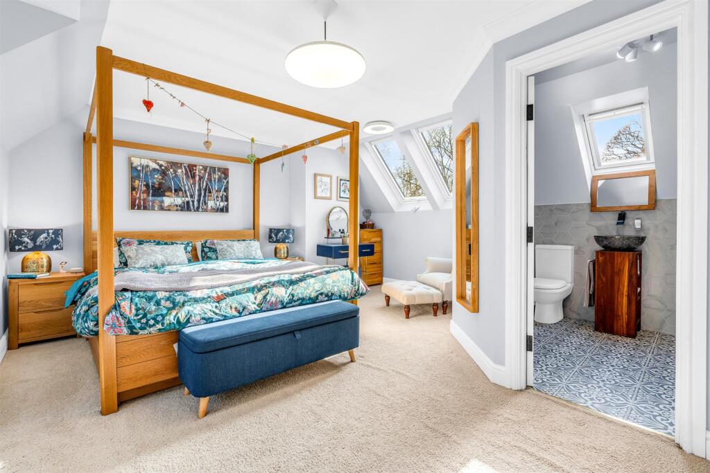 Additional image 14 of The Walled Garden, Tewin Water, Welwyn