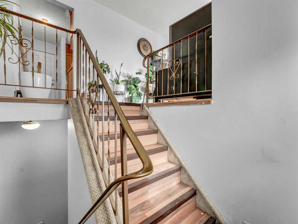 Additional image 4 of 33 Ross Glen Road SE, Medicine Hat, AB, T1B 1Z6