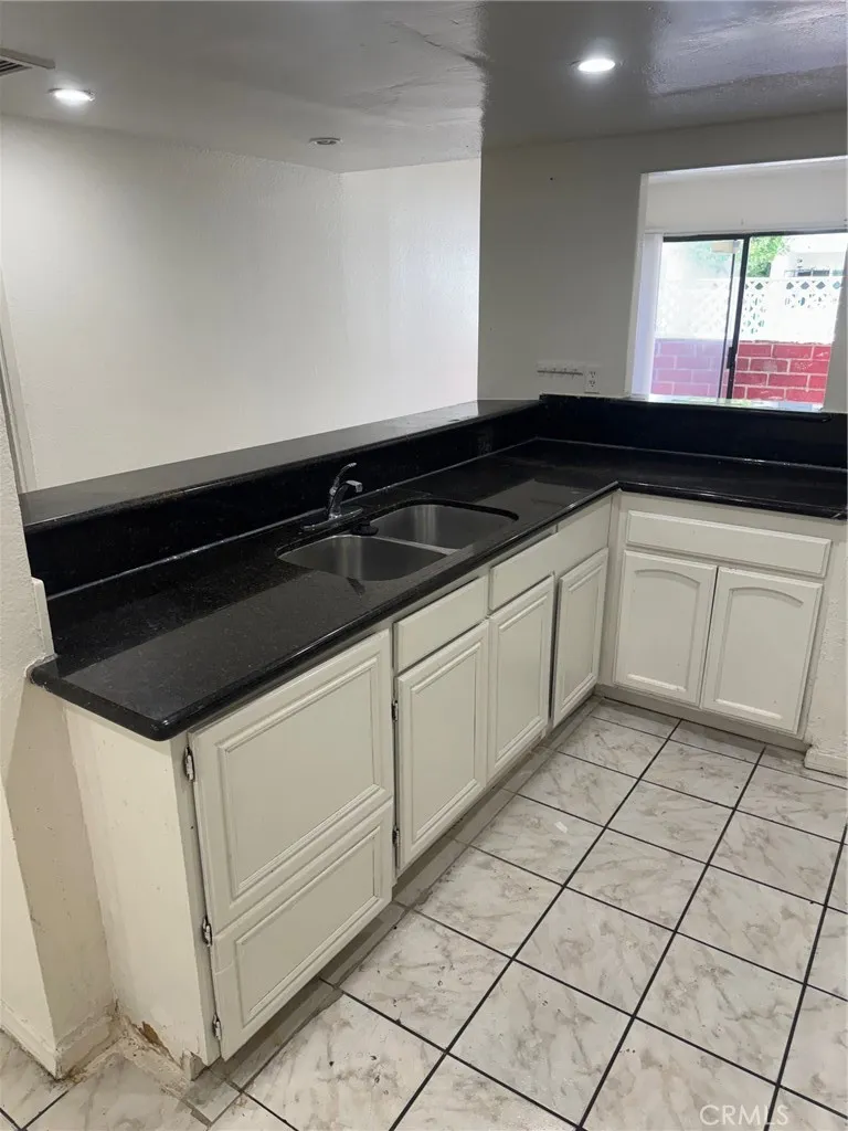 Additional image 15 of 8847 Willis Avenue Unit B5, Panorama City, CA 91402