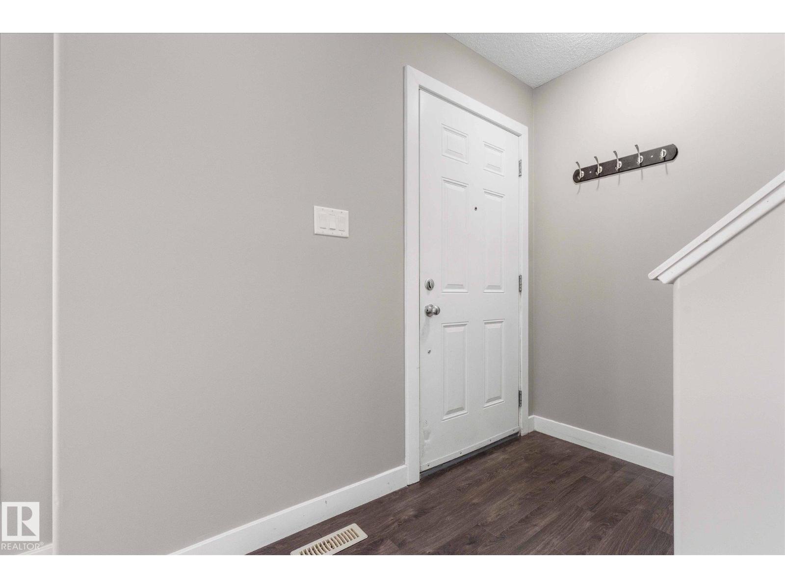 Additional image 6 of 2-8716 179 Avenue NW, Edmonton, AB, T5Z0J3