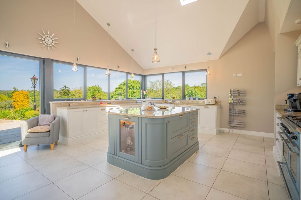 Additional image 10 of 7 bed detached house for saleCastlemorris, Haverfordwest SA62
