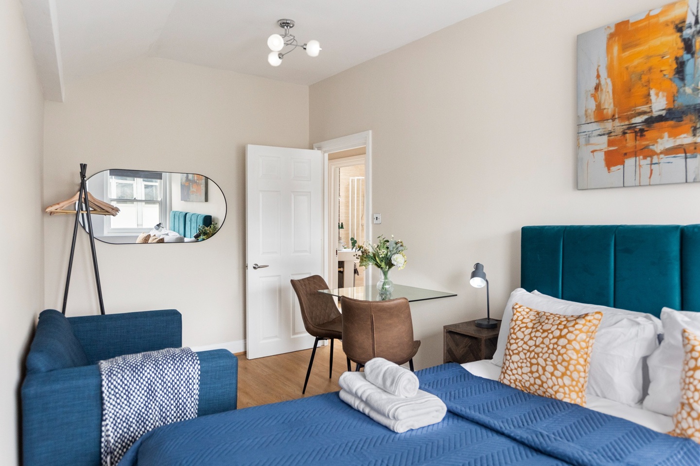 Additional image 14 of 2 Bed Flat, Charterhouse Bldgs, EC1M, N1 7GU