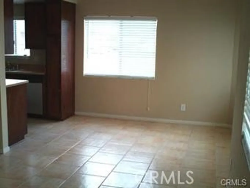 8998 Mango Ave Unit I, Fontana, CA 92335