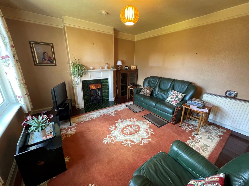 Additional image 2 of 2 bed flat for saleThe Tofts, Kelso TD5