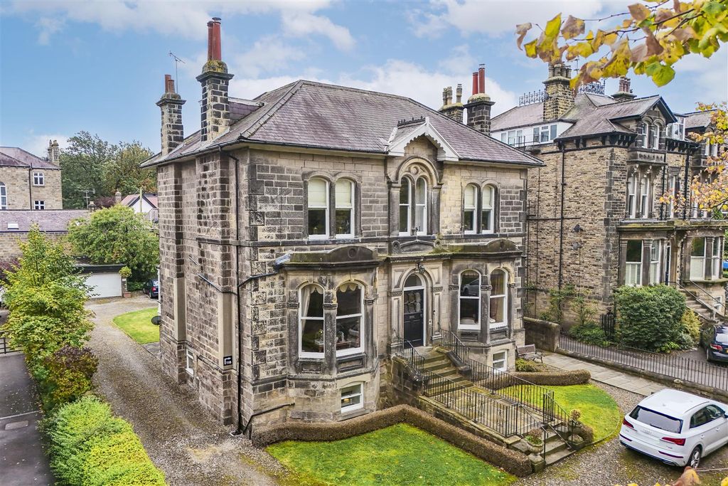 8 bed property for saleOtley Road, Harrogate HG2