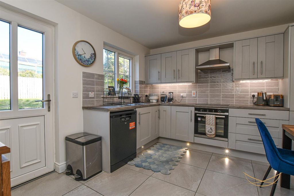 Additional image 10 of 3 bed end terrace house for saleFairview Farm Road, Ballyclare BT39