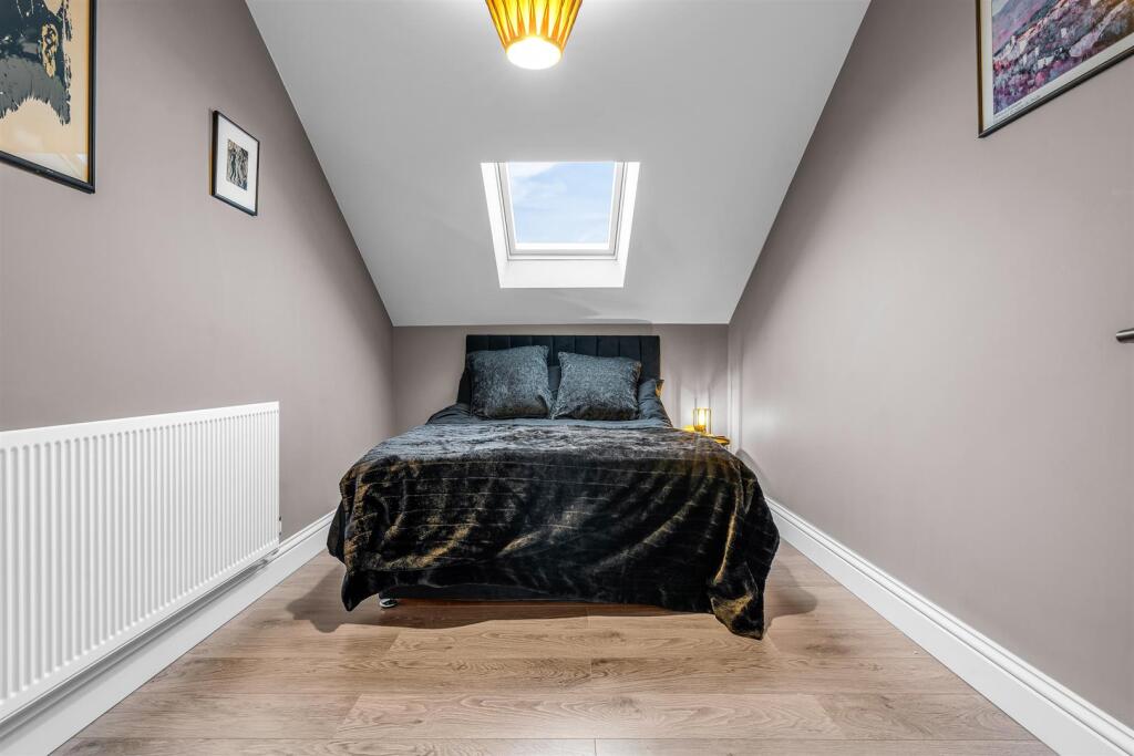 Additional image 24 of Canonsfield Road, Welwyn