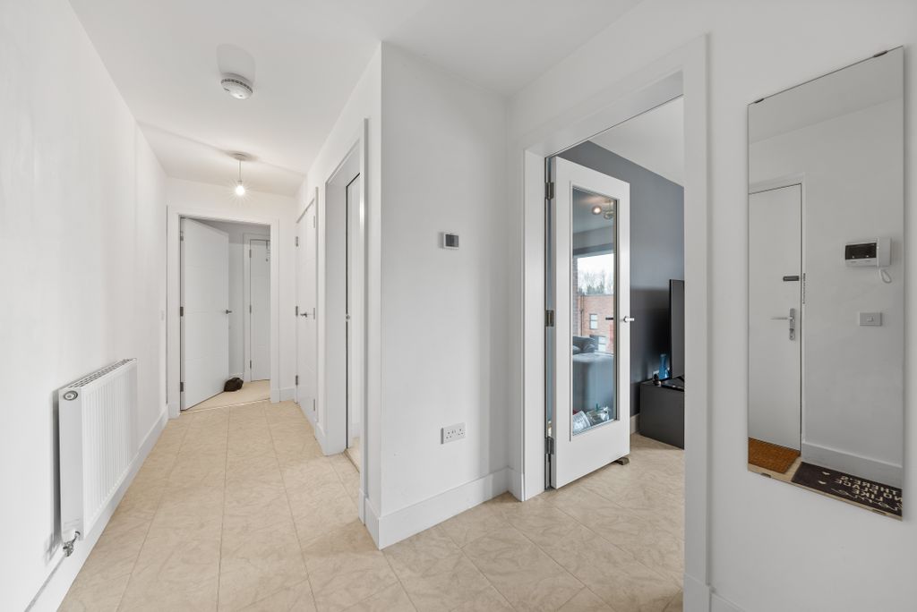 Additional image 15 of 2 bed flat for saleFestival Court, Princes Quay, Glasgow G51