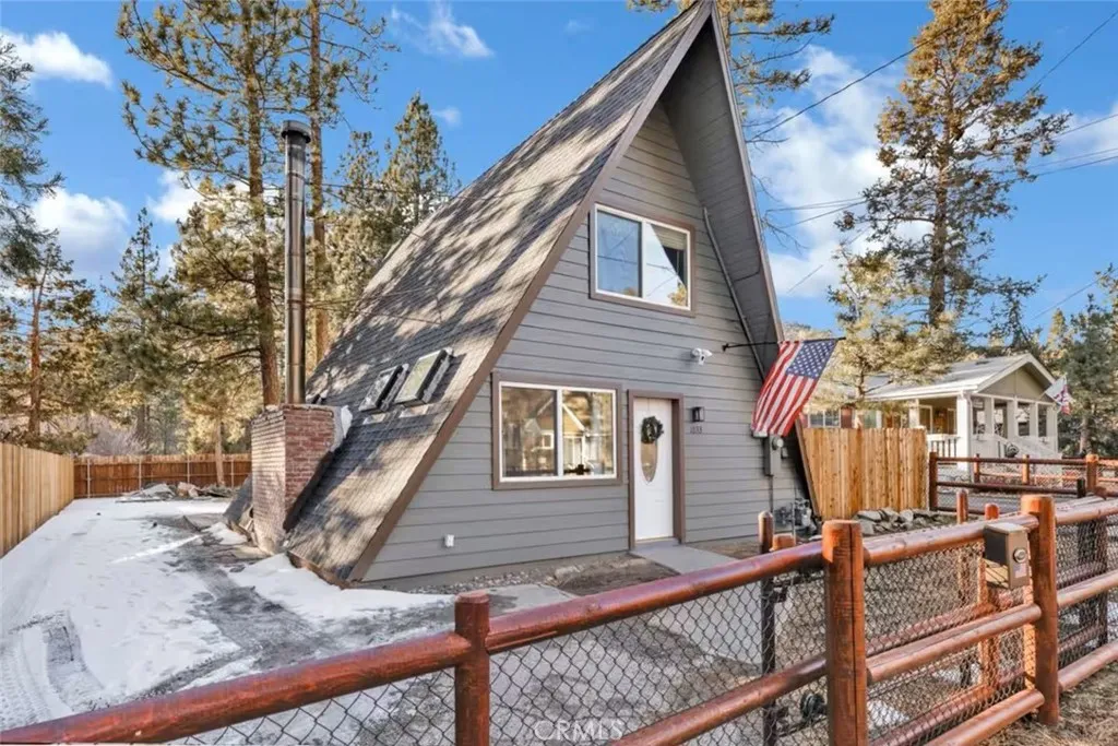 Additional image 2 of 1033 Wendy Avenue, Big Bear City, CA 92314