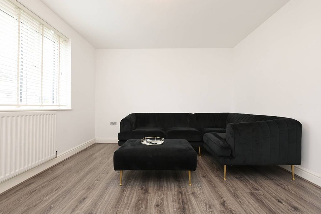 Additional image 4 of 2 bed flat for saleEaster Langside Drive, Dalkeith, Midlothian EH22