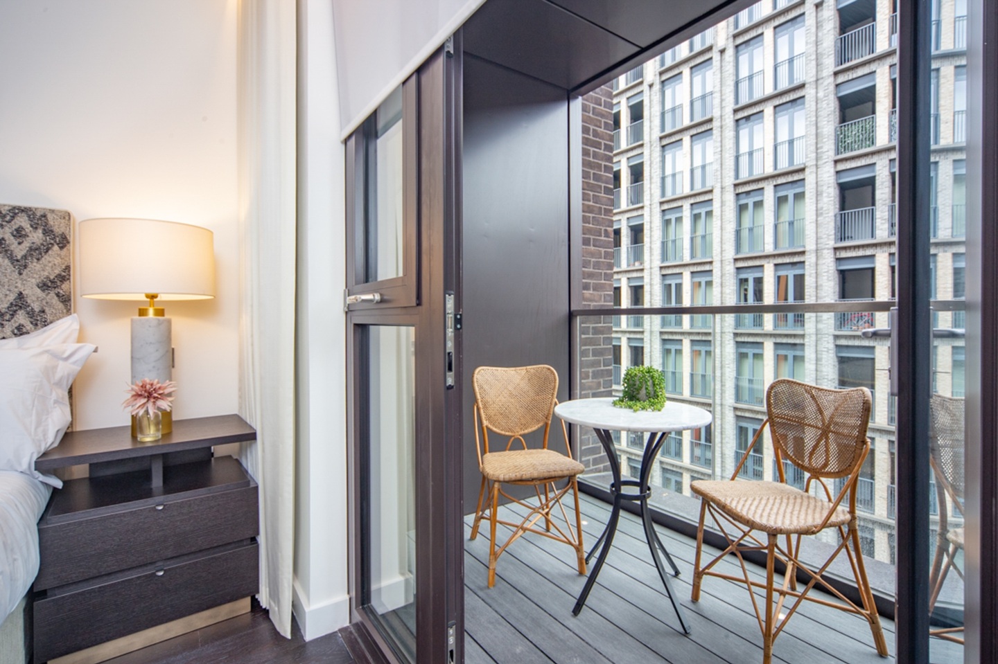 Additional image 12 of 2 Bed Flat, Charles Clowes Walk, SW11, N1 7GU