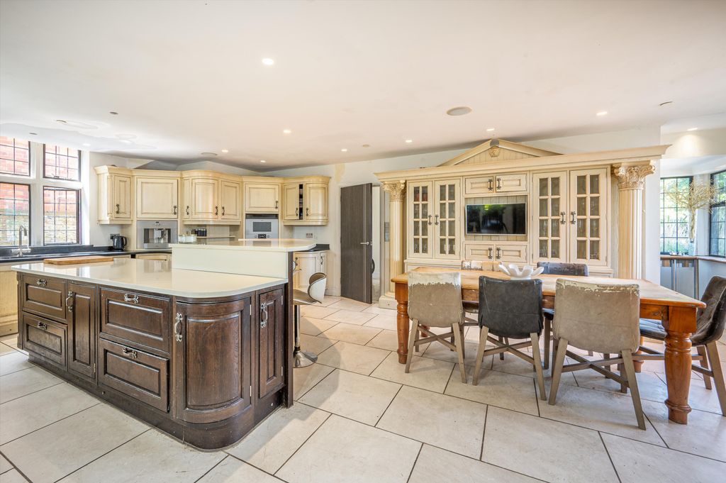 Additional image 4 of 6 bed detached house for saleBolney Road, Lower Shiplake, Henley-On-Thames, Oxfordshire RG9