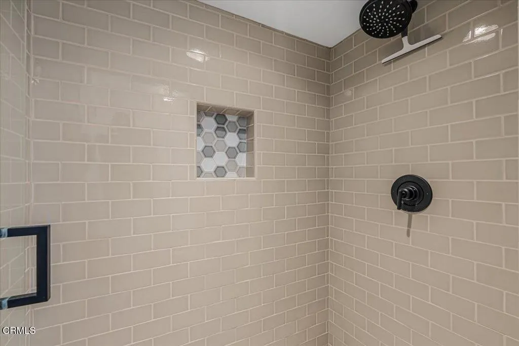 Additional image 39 of 13902 Calvert Street, Los Angeles, CA 91401