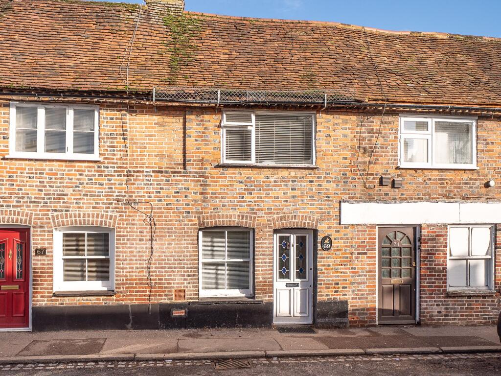 High Street, Markyate, AL3