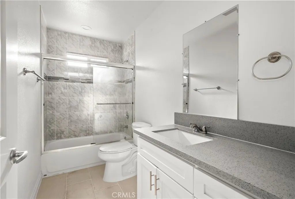 Additional image 12 of 4814 Saturn St, Los Angeles, CA 90019