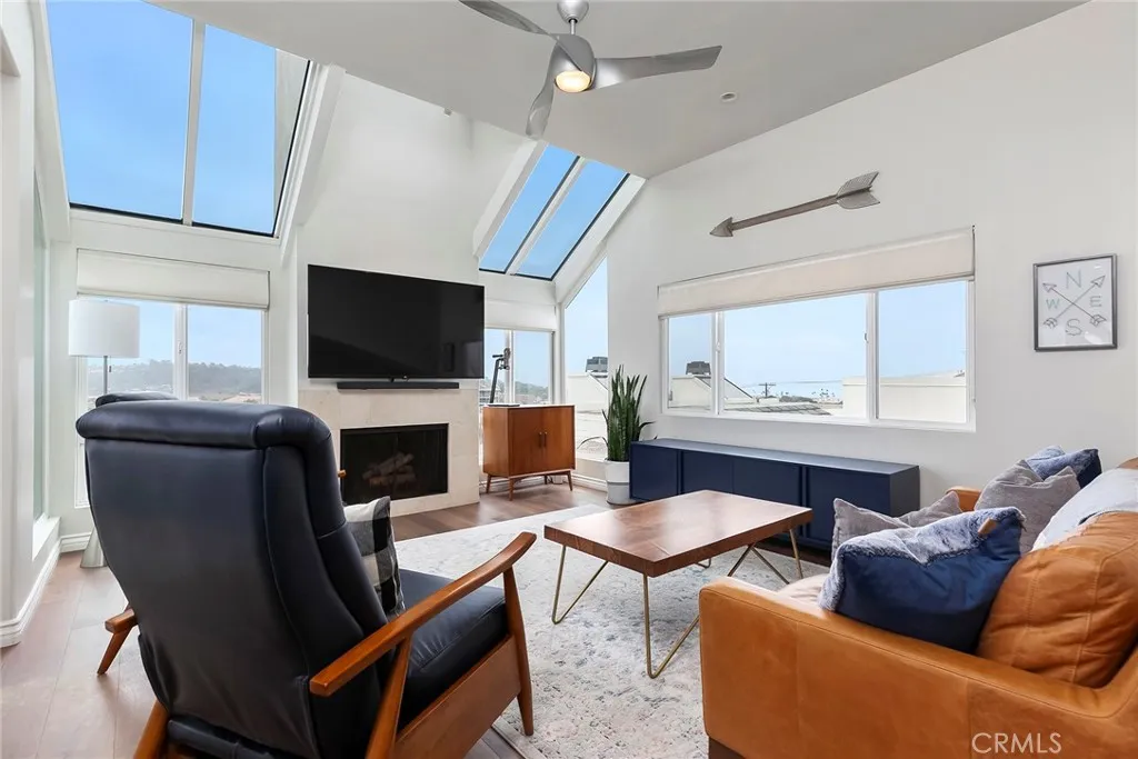 Additional image 5 of 319 Longden Ln, Solana Beach, CA 92075