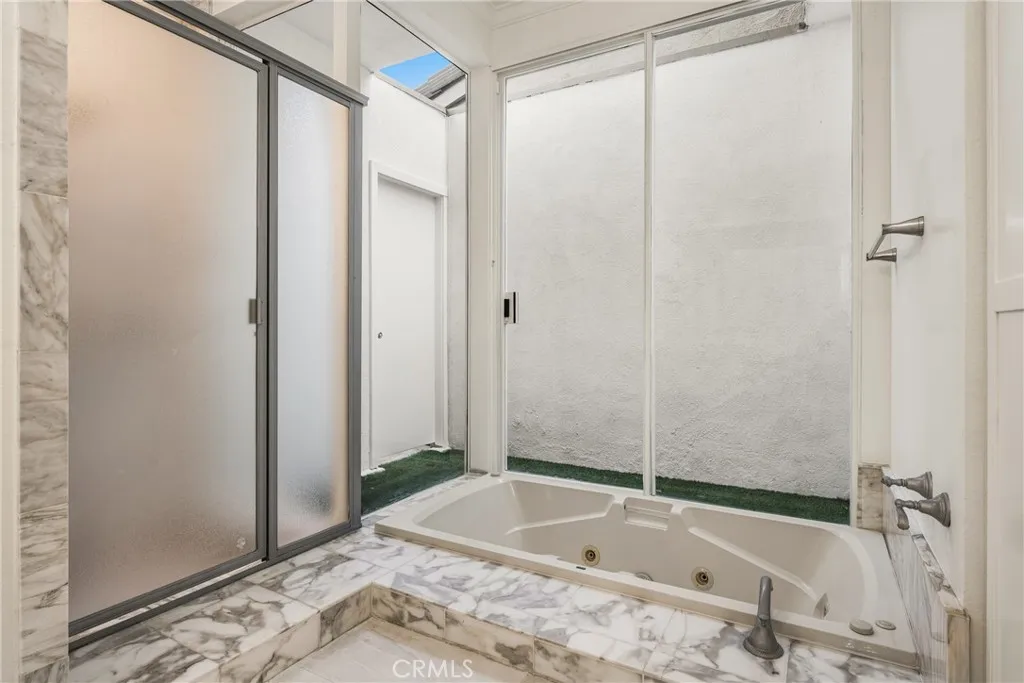 Additional image 36 of 5 Rue Fontainbleau, Newport Beach, CA 92660