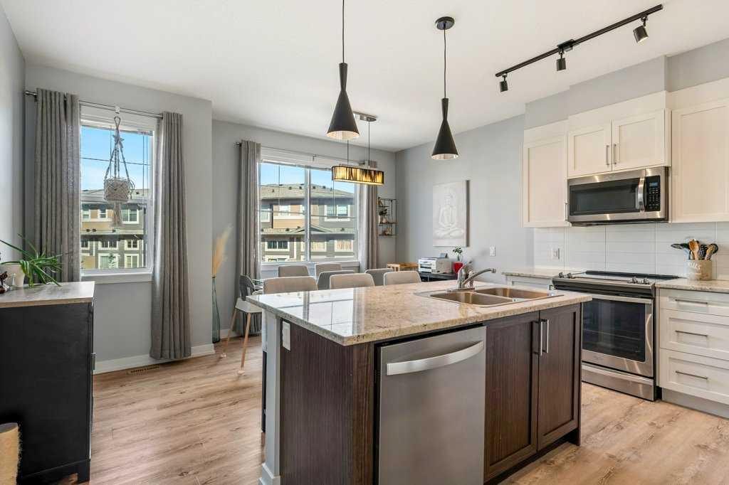 Additional image 4 of 247 Sage Hill Grove NW, Calgary, AB, T3R 0Z8
