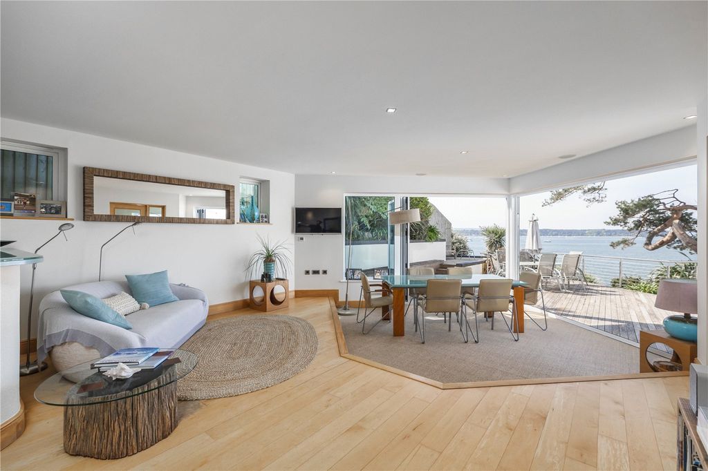 Additional image 8 of 5 bed detached house for saleElms Avenue, Poole, Dorset BH14