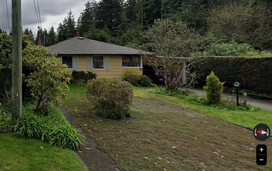 2700 Philip Avenue, North Vancouver, BC, V7R 1B8