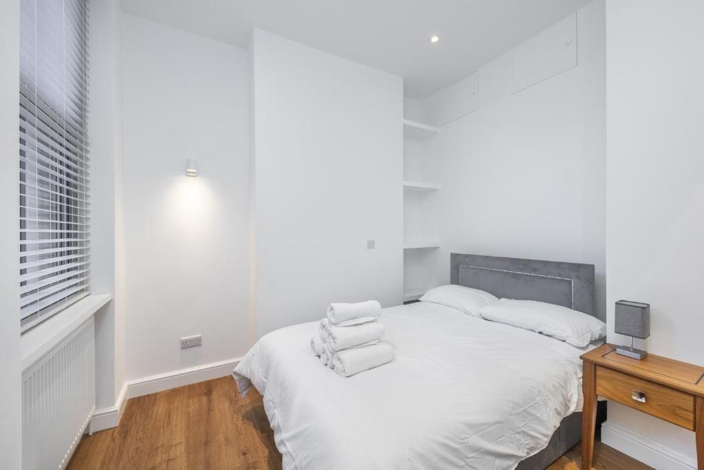 Additional image 10 of 2 Bed Flat, Brook Drive, SE11, N1 7GU