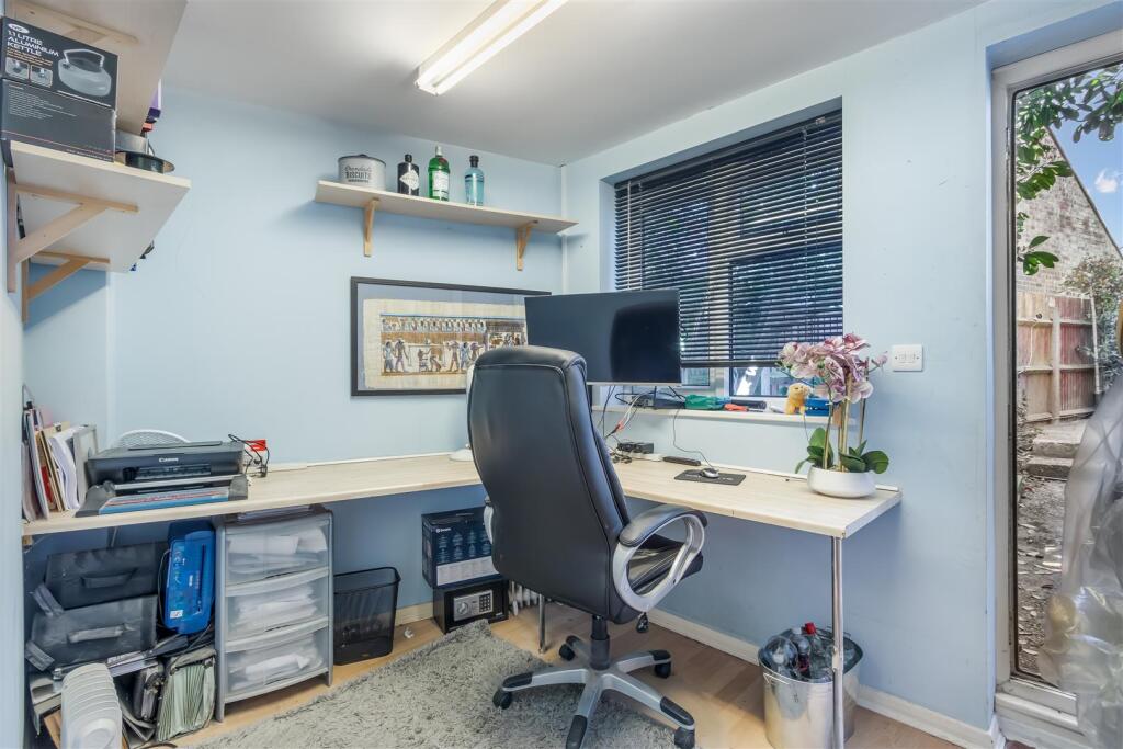 Additional image 18 of Holloways Lane, Welham Green