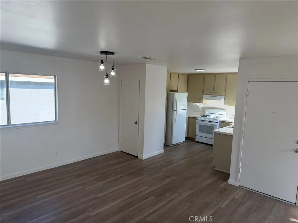 Additional image 17 of 9594 Pettswood Dr, Huntington Beach, CA 92646