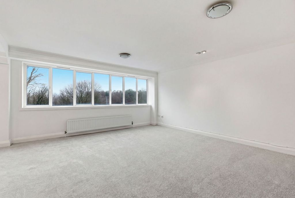 Additional image 3 of 2 bed flat for sale3/2 480 Shieldhall Road, Glasgow G51