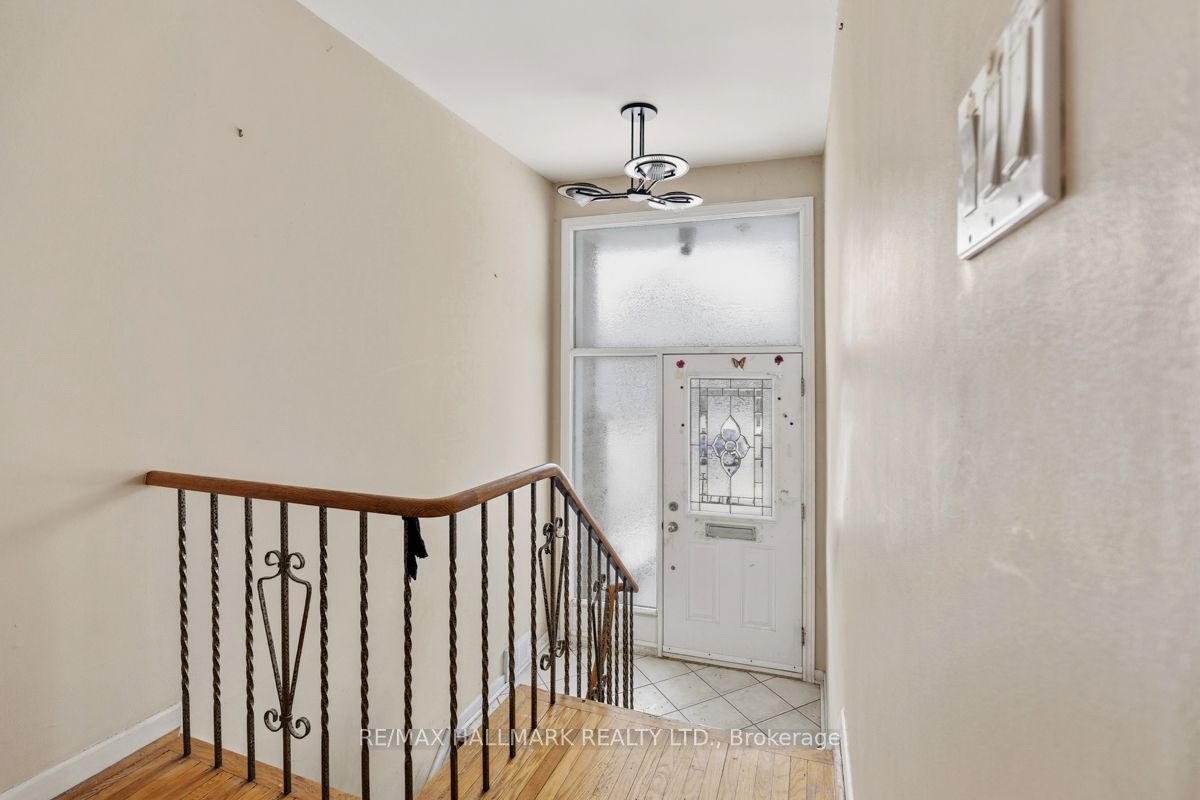 Additional image 6 of 10 Henderson Avenue, Markham, ON, L3T 2K3