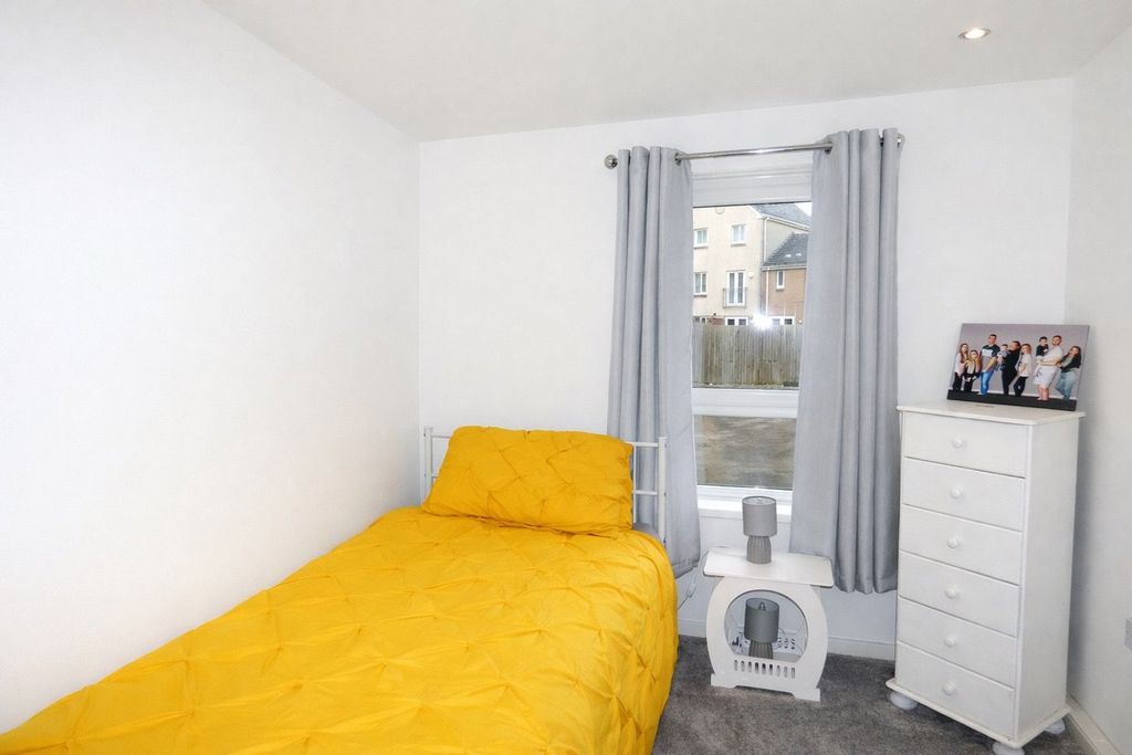 Additional image 7 of 2 bed flat for saleJersey Quay, Port Talbot SA12