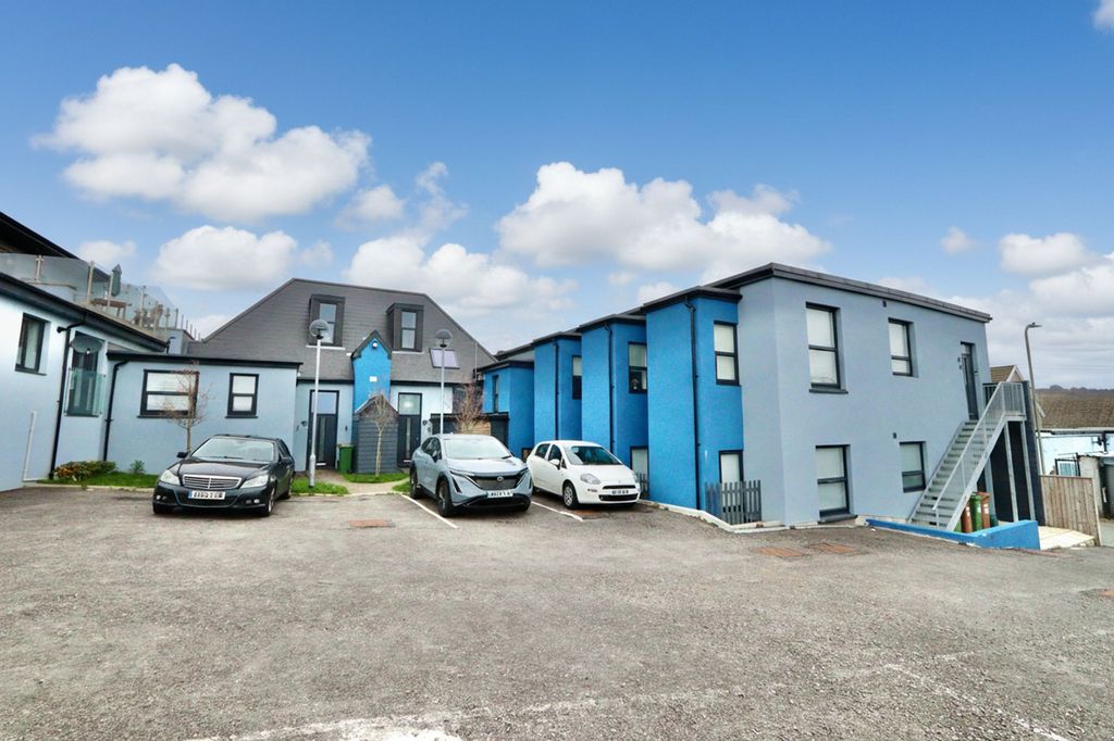 Additional image 4 of 2 bed flat for saleWilliam Street, Gilfach CF81