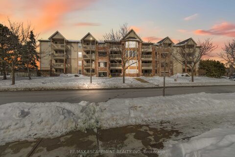 Additional image 7 of 110-4015 Kilmer Drive, Burlington, ON, L7M 4M4