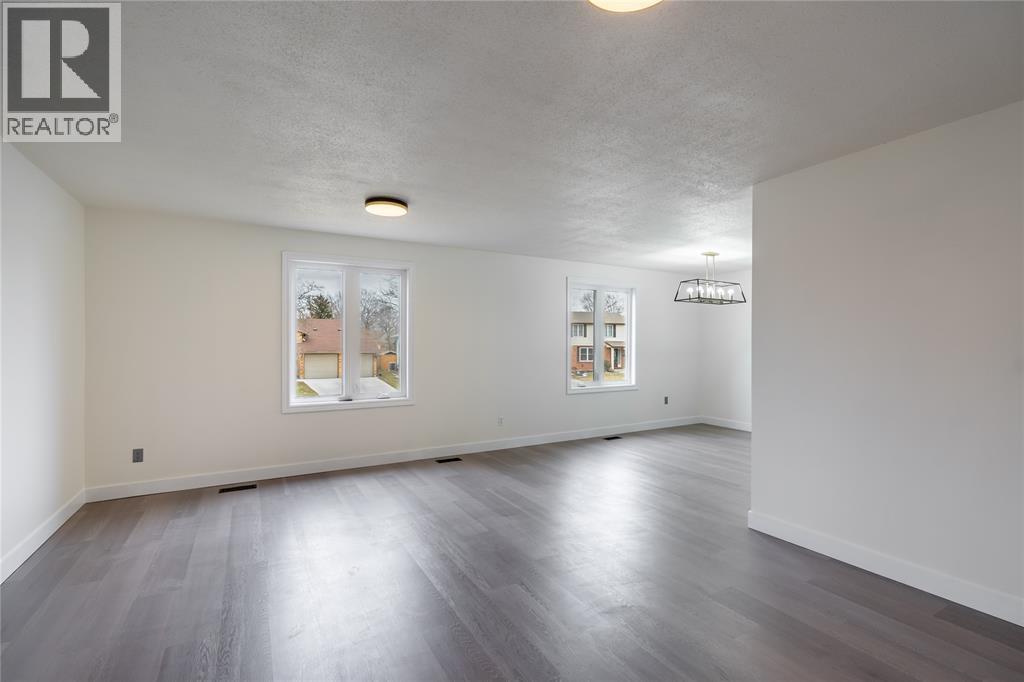 Additional image 4 of 305 Oaklea Court, Sarnia, ON, N7S5Y9