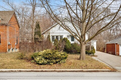 Additional image 7 of Main-71 Royalavon Crescent, Toronto, ON, M9A 2E7