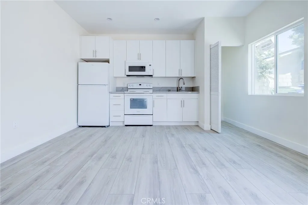 Additional image 38 of 2947 West Blvd Unit 1, Los Angeles, CA 90016