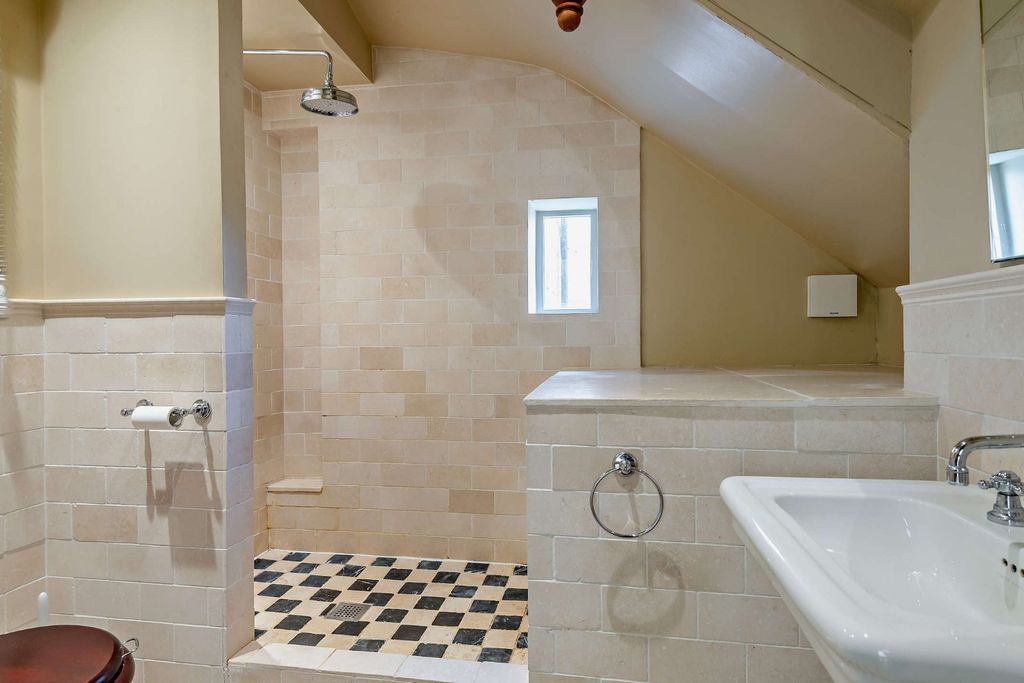 Additional image 10 of 2 bed flat for saleNorham Road, Oxford OX2