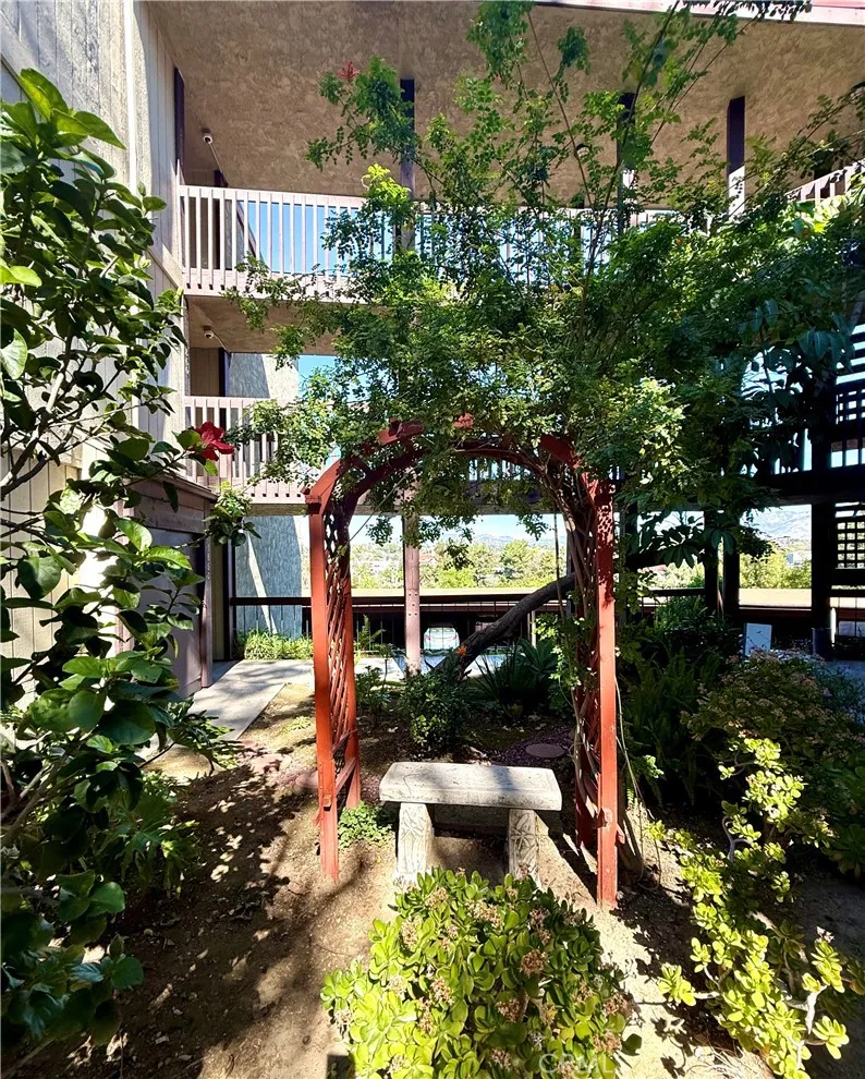 Additional image 62 of 5870 Benner Street Unit 204, Los Angeles, CA 90042