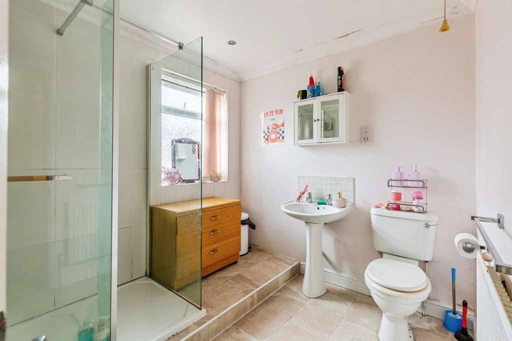 Additional image 24 of 9 bed detached house for saleBarton Road, Barton Seagrave, Kettering NN15