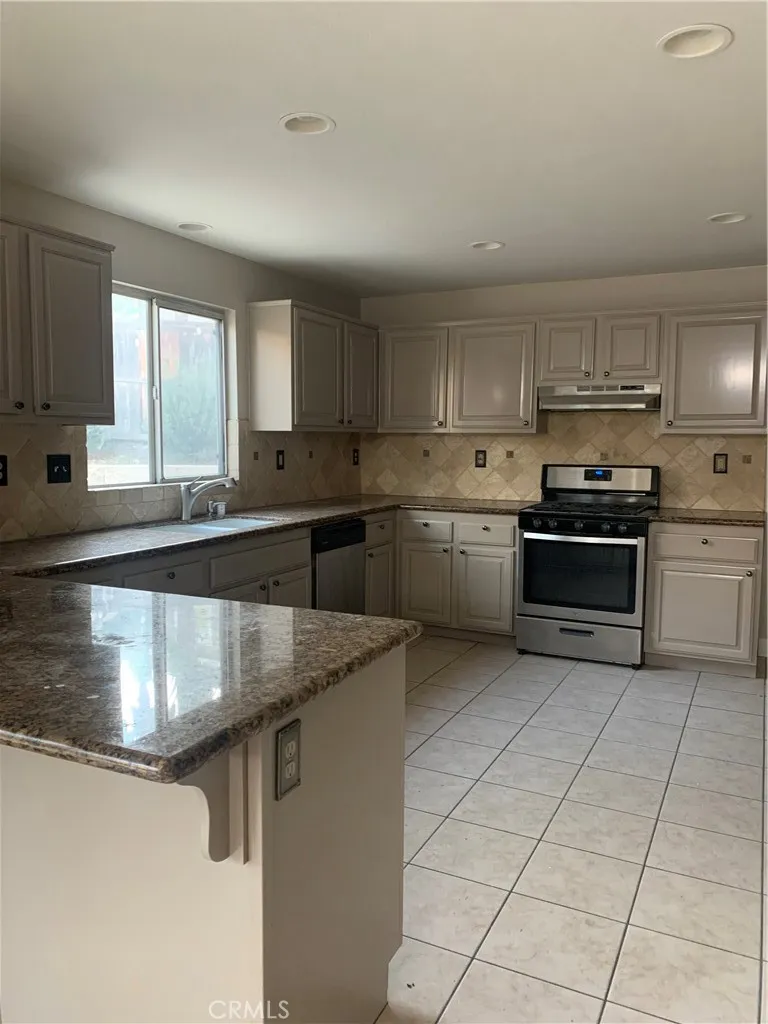 Additional image 19 of 120 Buckthorn Way, Corona, CA 92881