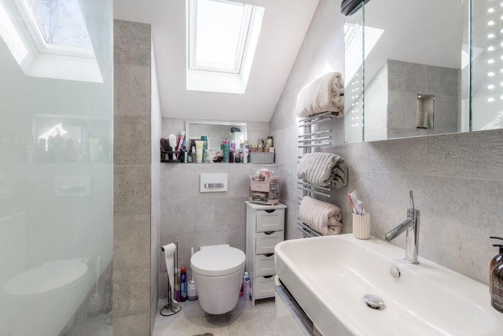 Additional image 46 of 6 bed detached house for saleBelfry Lane, Collingtree Park, Northampton NN4