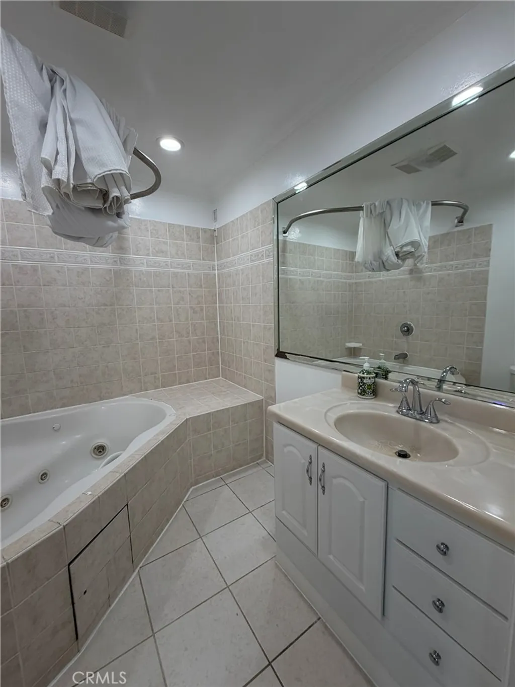 Additional image 17 of 19142 Haynes Street Unit 4, Reseda, CA 91335