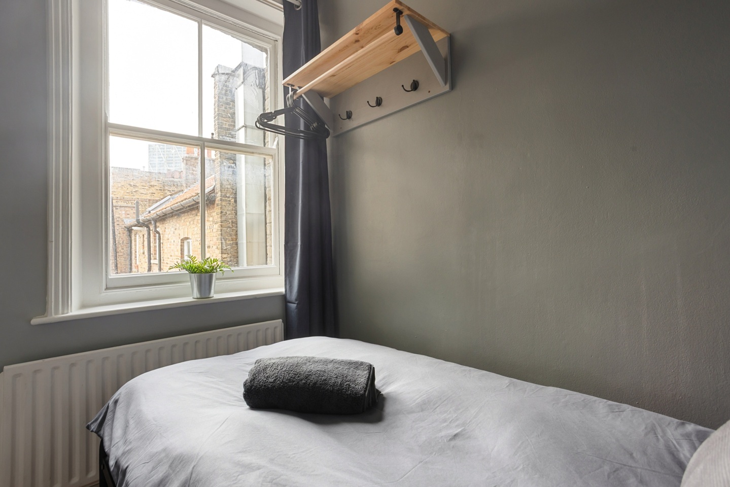 Additional image 25 of 2 Bed Semi-Detached House, Brick Lane, E1, N1 7GU