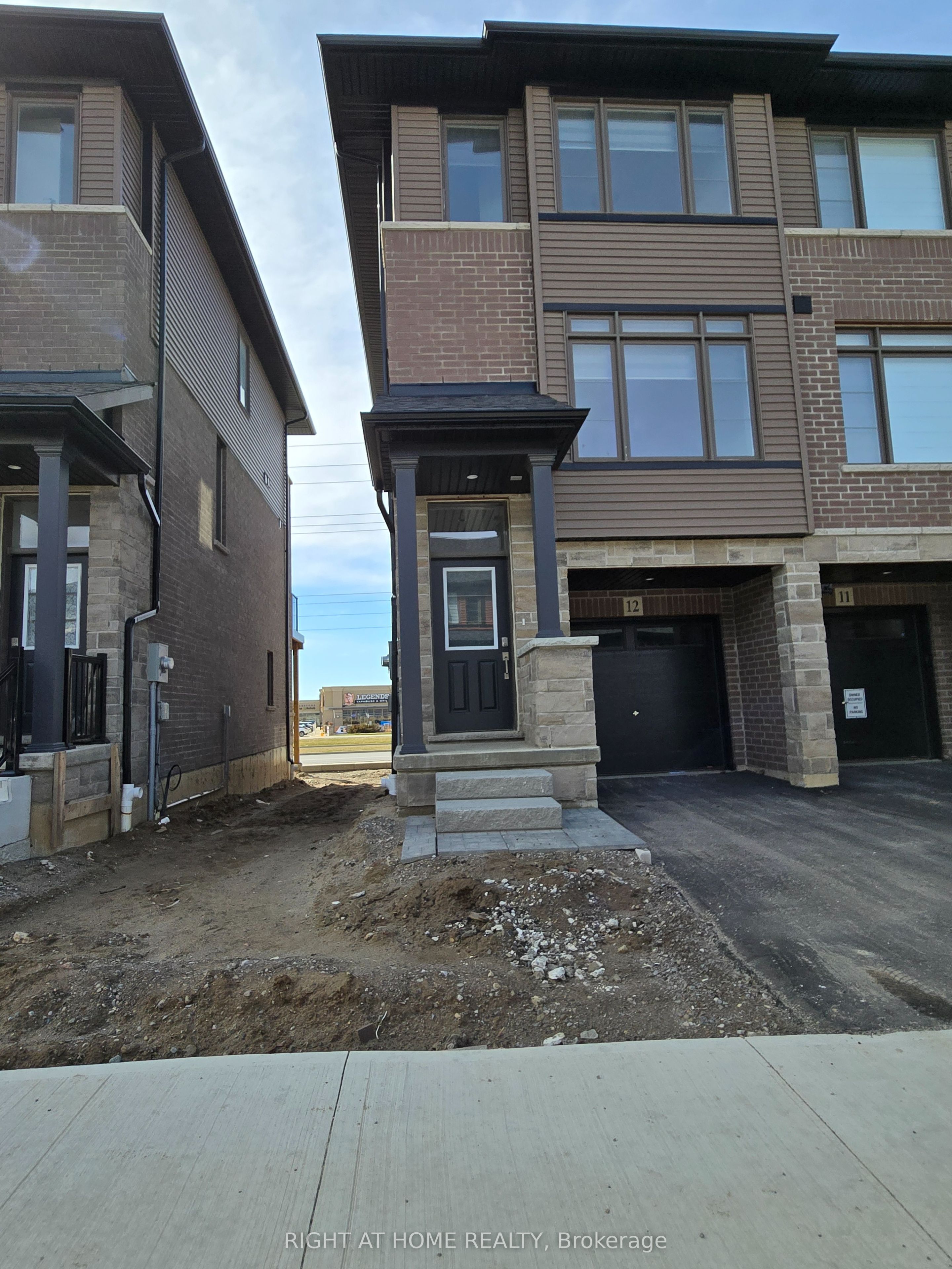 12-120 Court Drive, Brant, ON, N3L 0N2