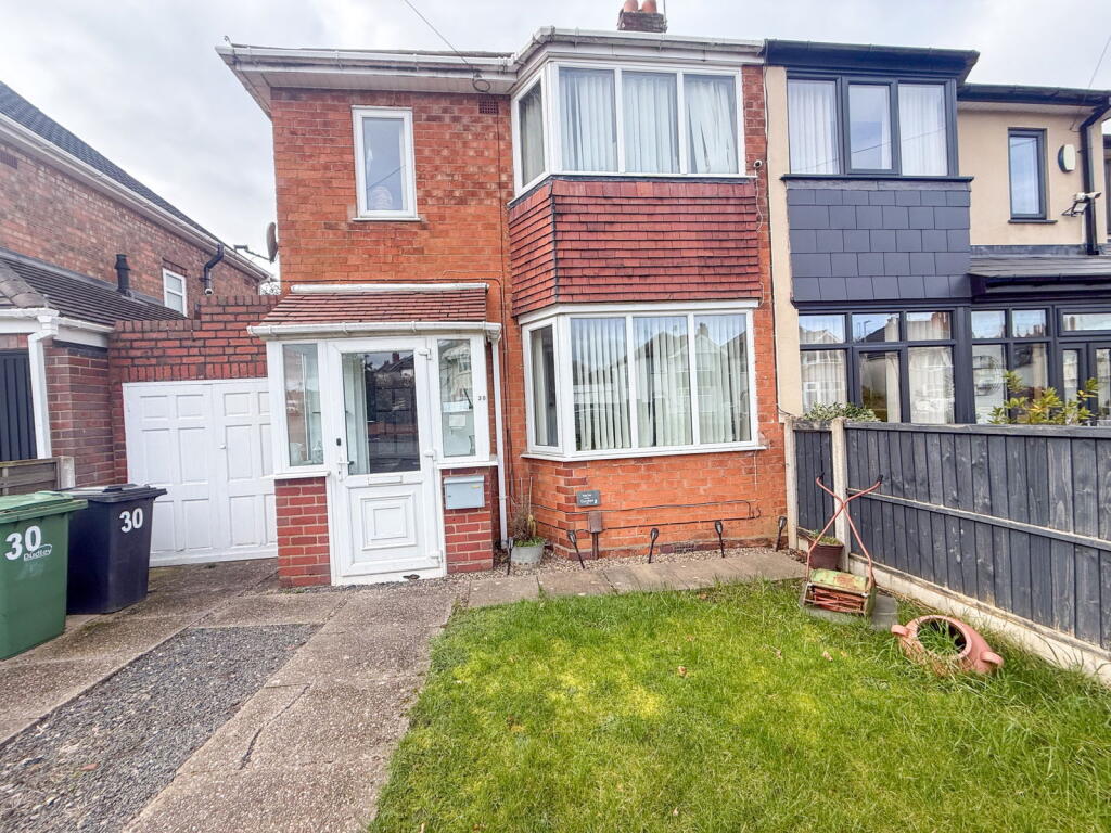 Lyttleton Avenue, Halesowen, B62 9ED
