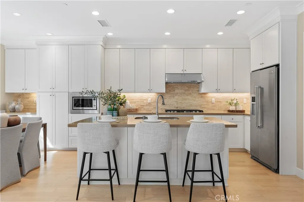 Additional image 71 of 257 Rodeo, Irvine, CA 92602