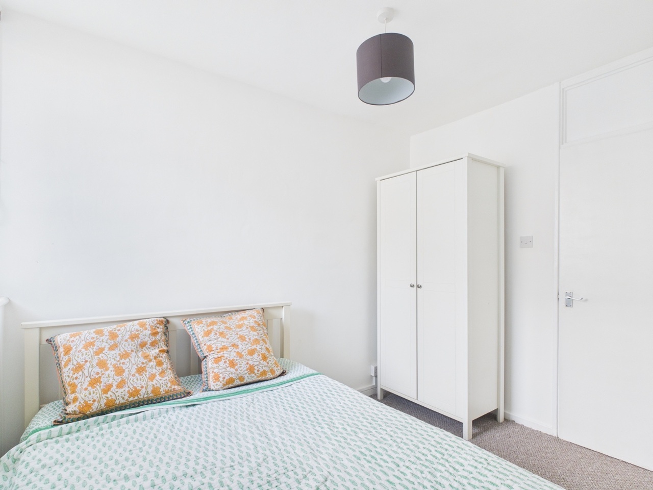 Additional image 4 of 4 Bed Maisonette, Dovet Court, SW8, N1 7GU