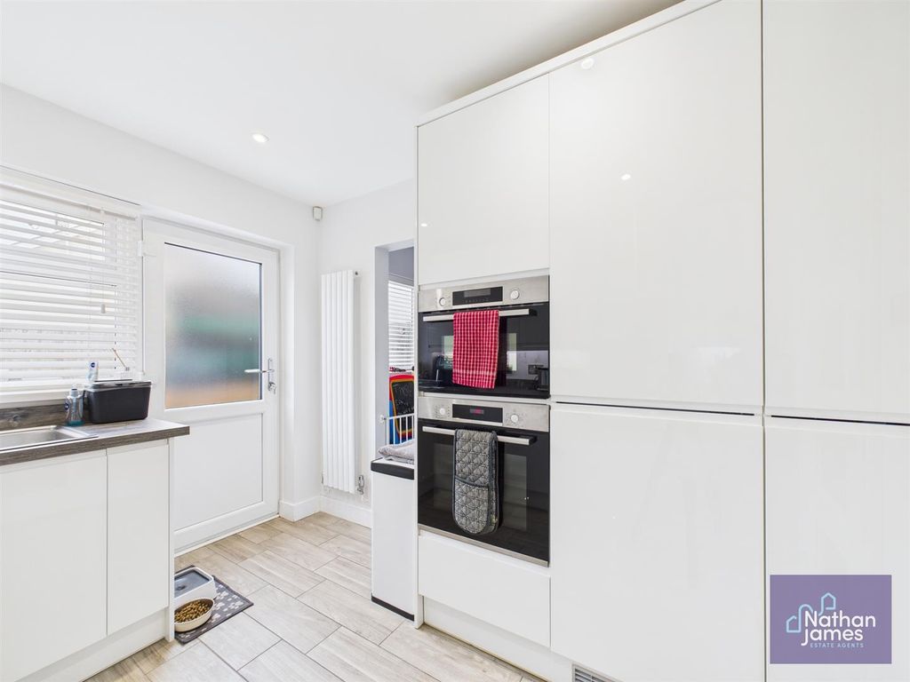 Additional image 4 of 3 bed property for saleWaghausel Close, Caldicot NP26