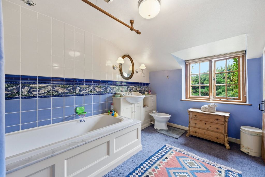 Additional image 13 of 4 bed detached house for saleLlanfair Caereinion, Welshpool, Powys SY21